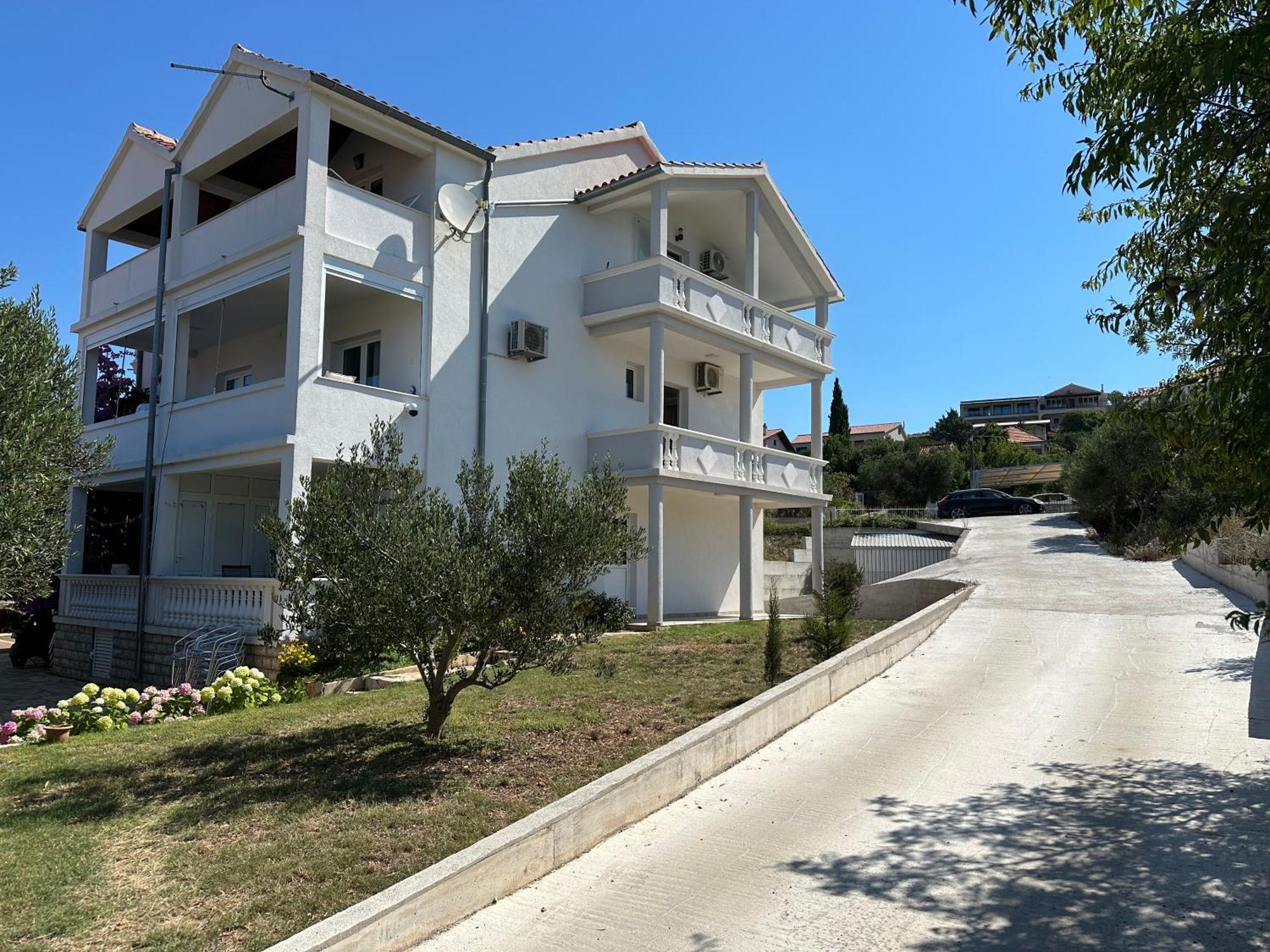 Apartmani Ljubica, Murter Exterior photo